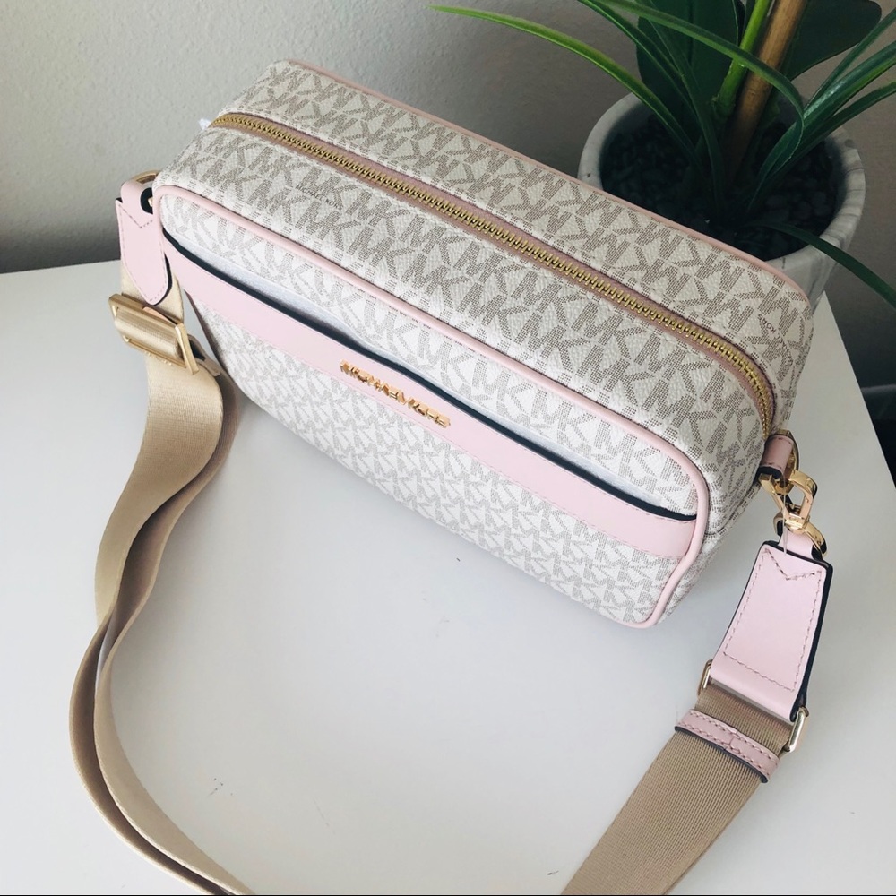 MICHAEL KORS KENLY LARGE CROSSBODY IN POWDER BLUSH - Picture 2 of 9